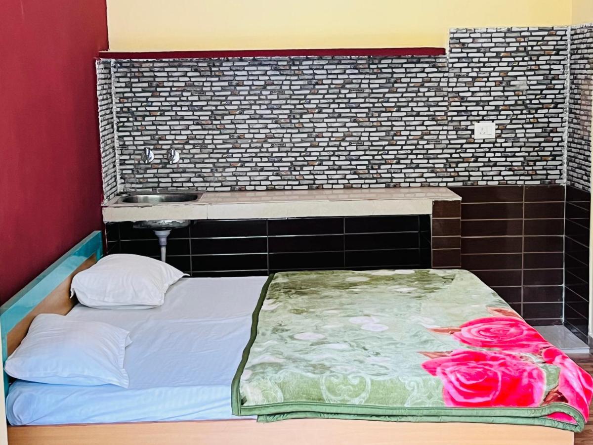 Girish Alay Home Stay Rudraprayag ภายนอก รูปภาพ